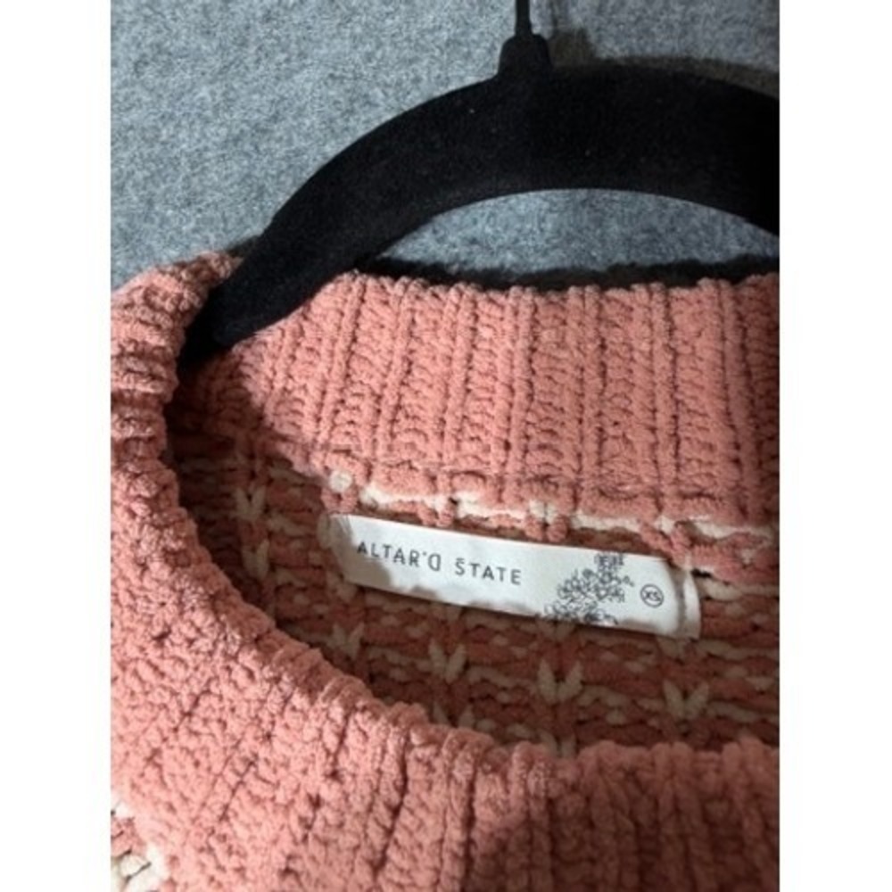 Altard State Pink Cream Textured Striped Cropped Knit Sweater XS ASWS-233-043-24 - Picture 3 of 8